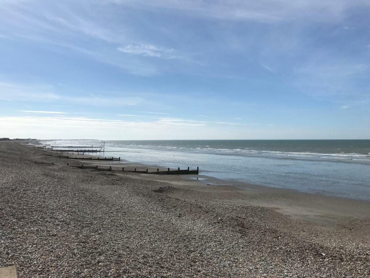 Wittering Holiday Home East Wittering Bagian luar foto
