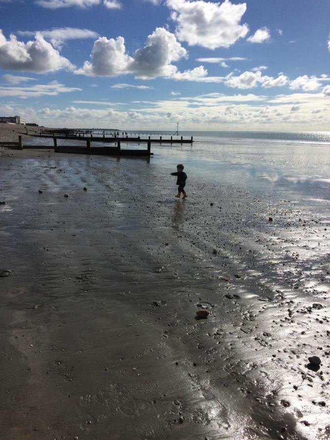 Wittering Holiday Home East Wittering Bagian luar foto